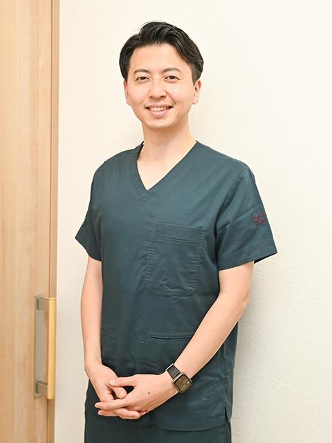 伊藤 涼 院長
