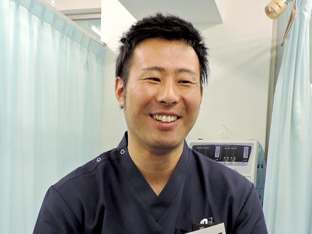 石野 泰慎 院長