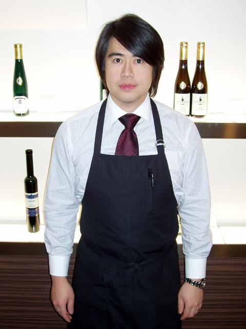 和田 浩行 店長